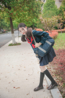 狼窝揽春